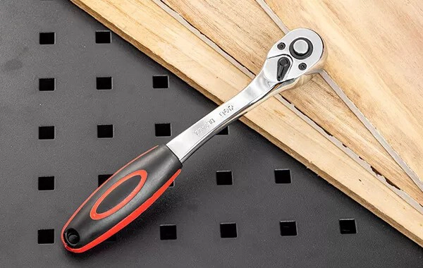 Deli's Hand Tools: Designed for Durability and Efficiency in Every Turn - 翻译中...